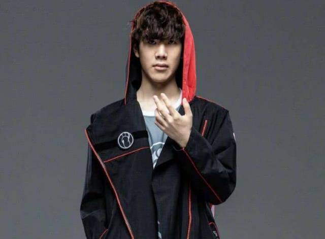 尤为令人称 尤为令人称